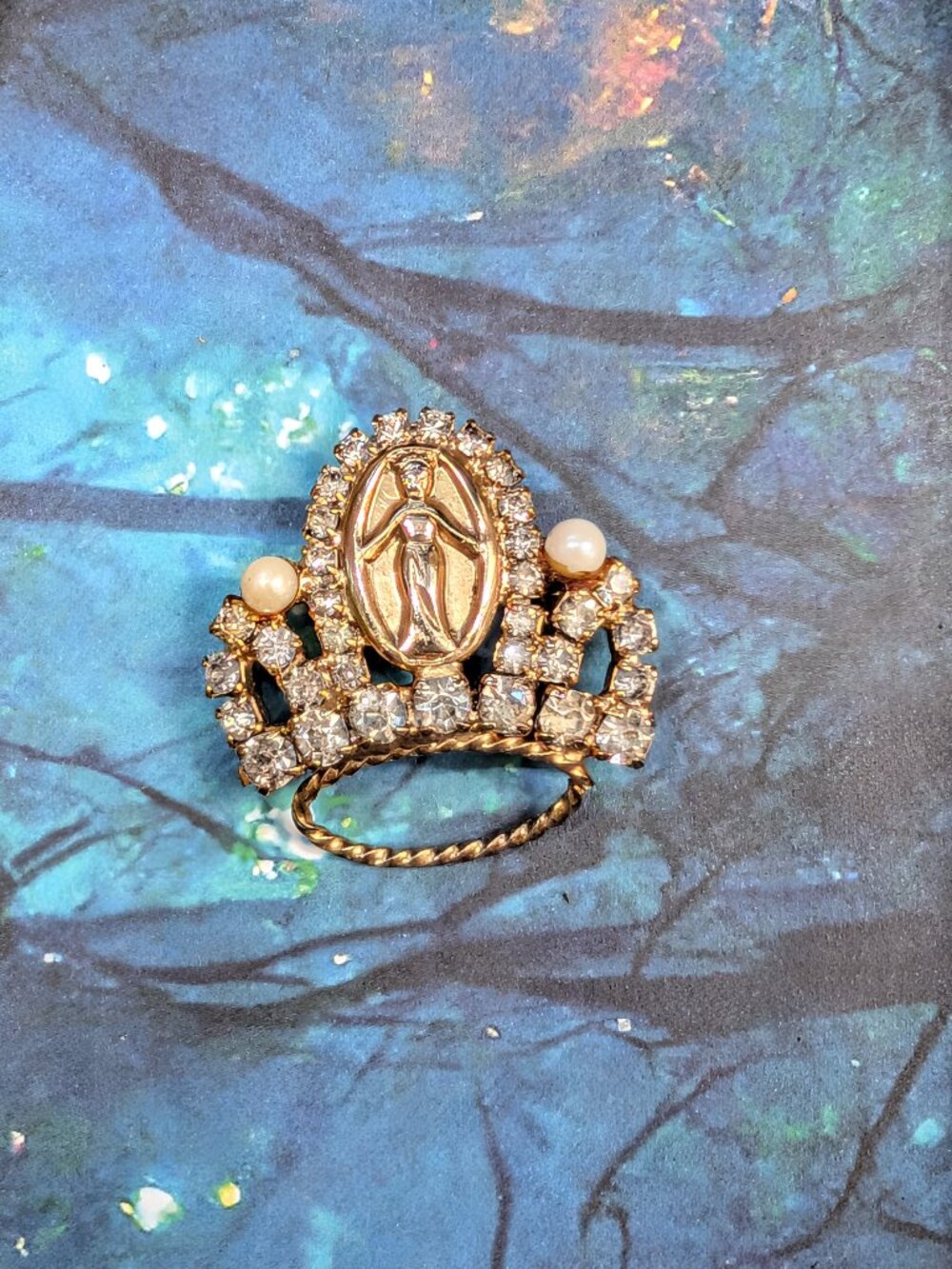 Vintage 1950's Our Lady of Aparecida Gold Tone & Rhinestone Brooch